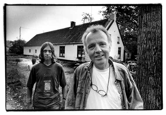 Poet den Blanken en zoon Sander